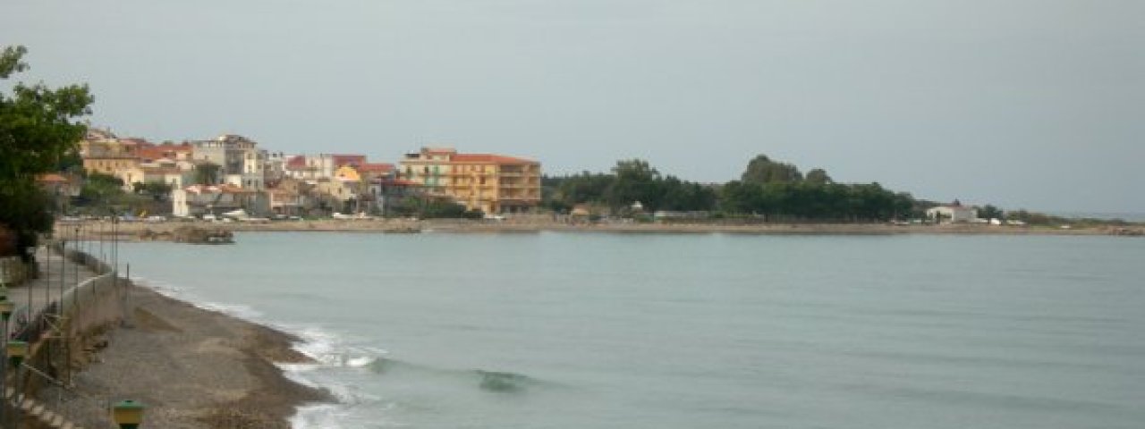 Marina Di Caronia - Alaska / Italie Marina Di Caronia - Alaska / Italie