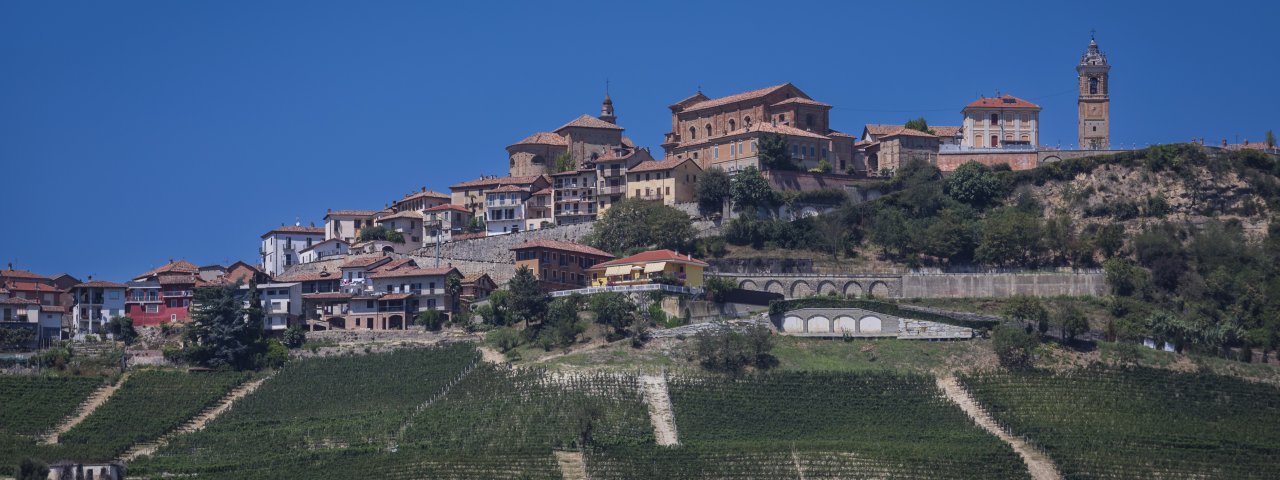 La Morra - Aksaray / Italie
