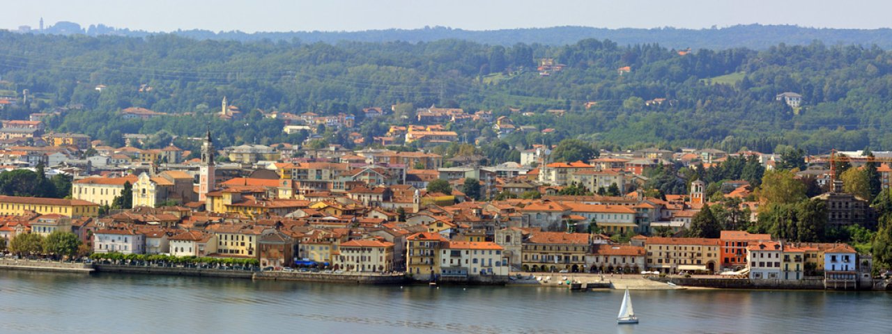 Arona - Aksaray / Italie Arona - Aksaray / Italie