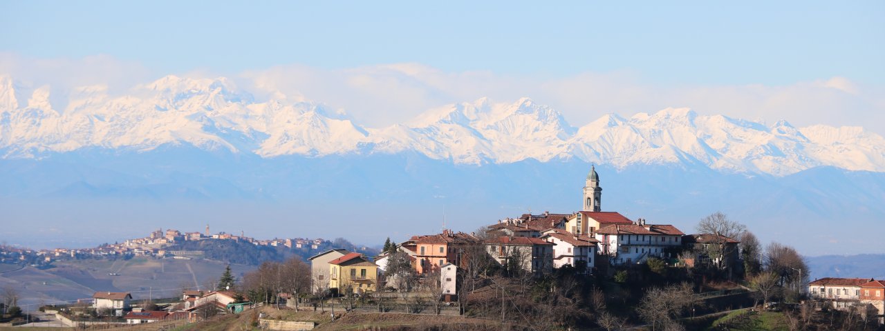Roddino - Piemonte / Italy Roddino - Piemonte / Italy