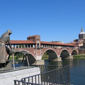 Monumento alla Lavandaia - Pavia / Lombardei / Italien